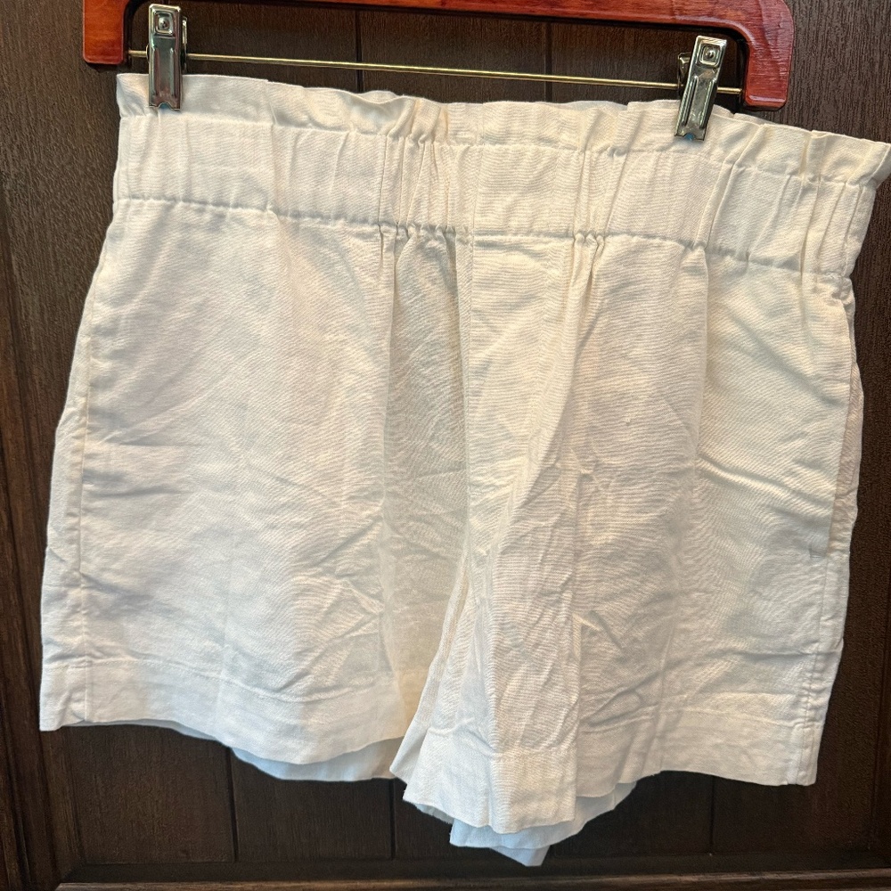 Women's Mid-Rise Linen Pull-On Shorts - A New Day™